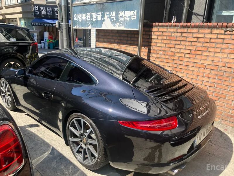 Porsche 911