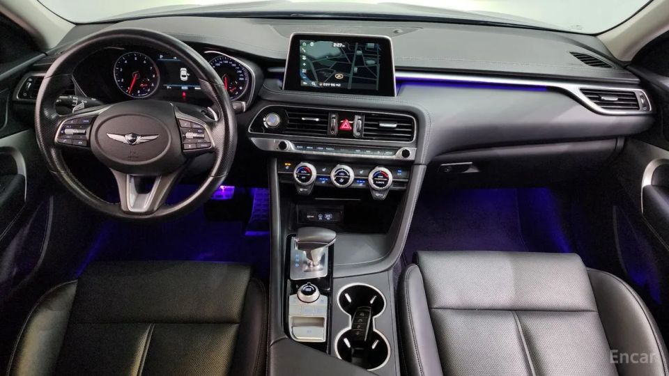 Genesis G70