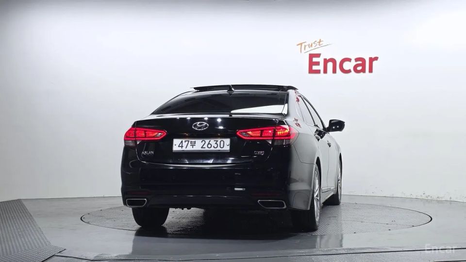 Hyundai Aslan