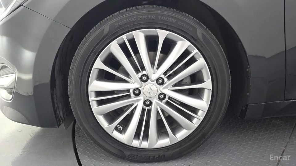 Hyundai Aslan
