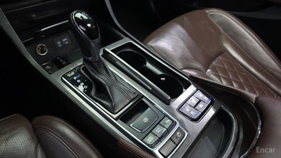 Hyundai Aslan