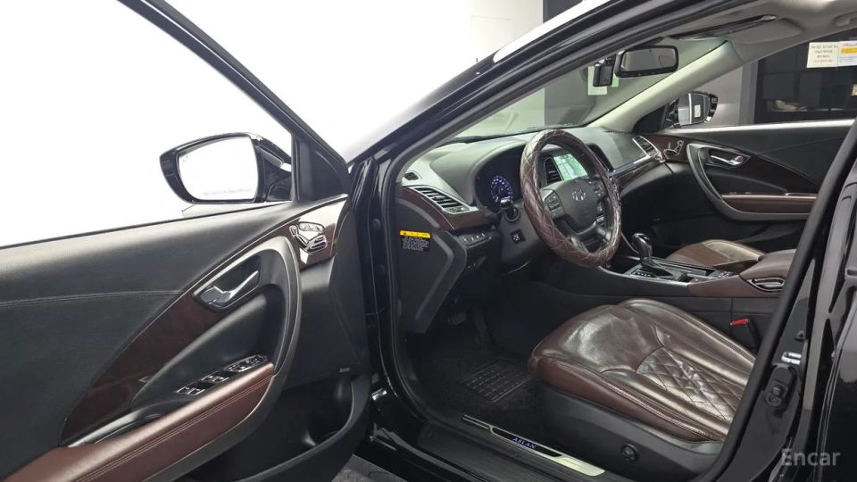 Hyundai Aslan