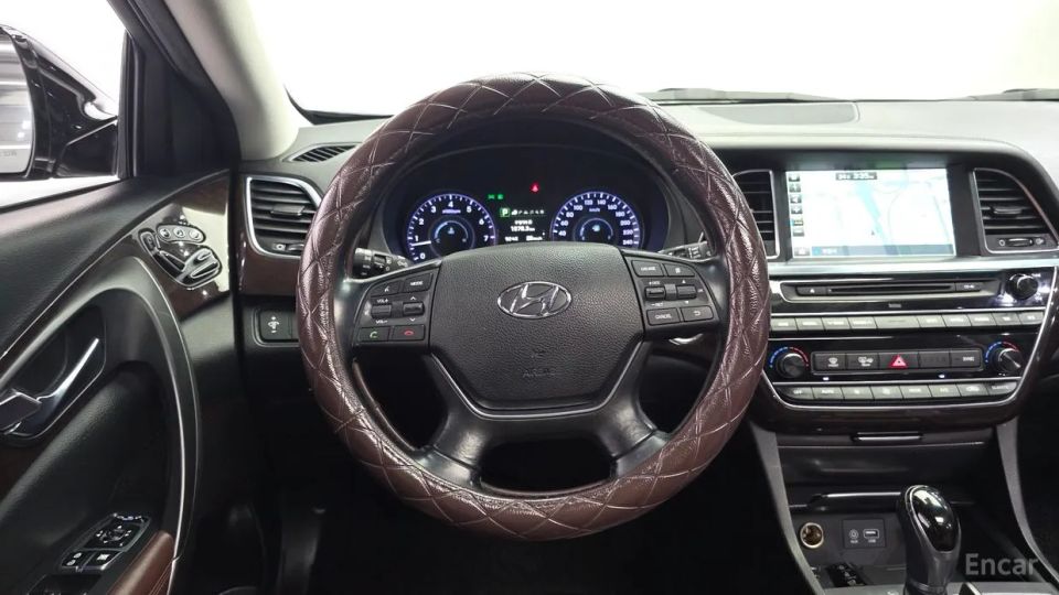 Hyundai Aslan