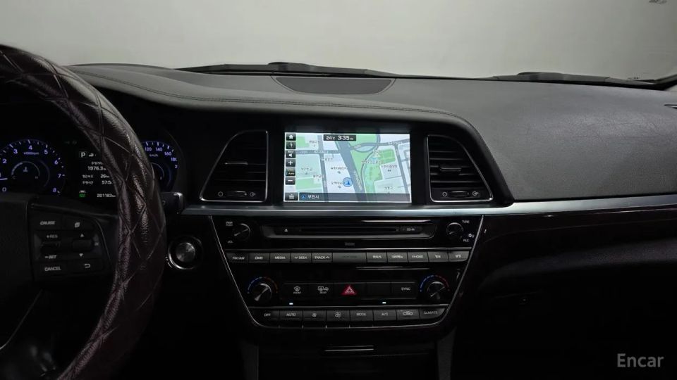 Hyundai Aslan