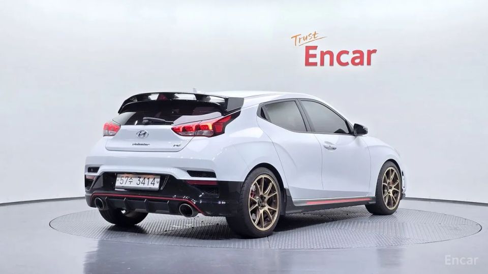 Hyundai Veloster