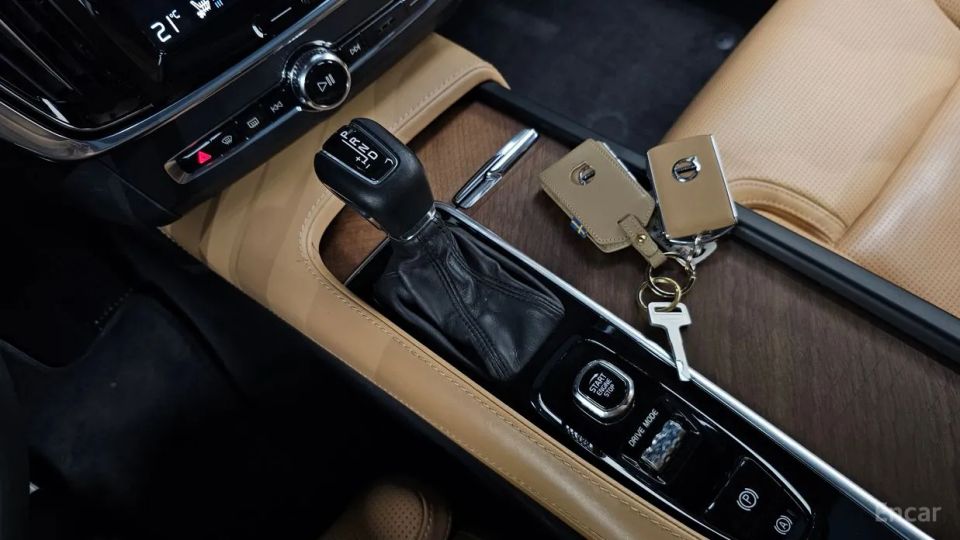 Volvo S90