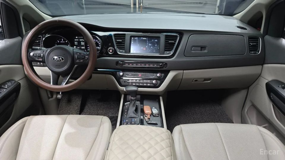Kia Canival