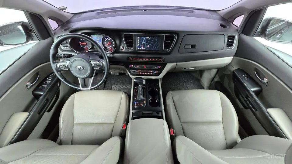 Kia Canival