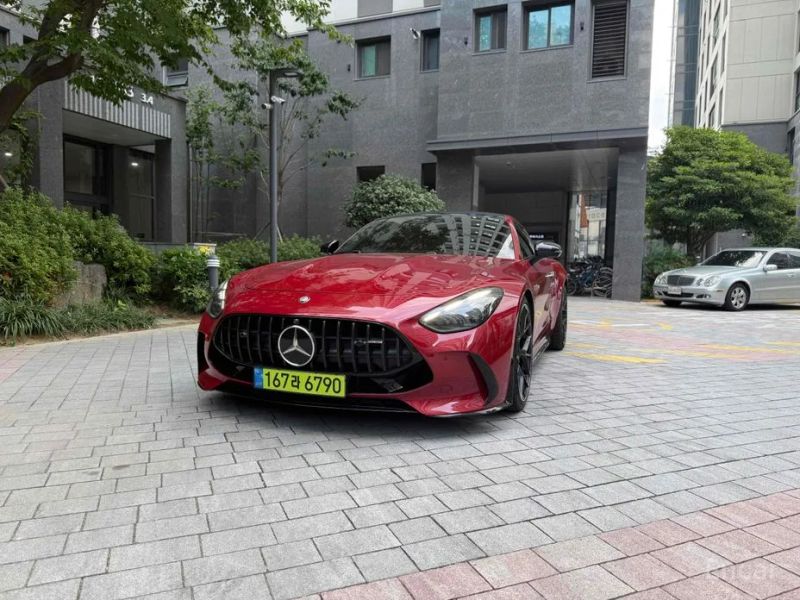 Mercedes-Benz AMG GT