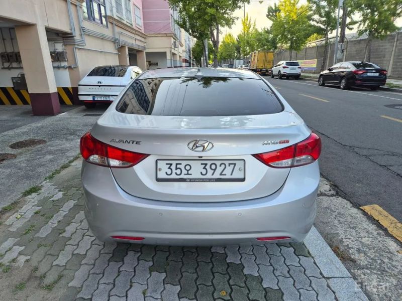 Hyundai AVANTE