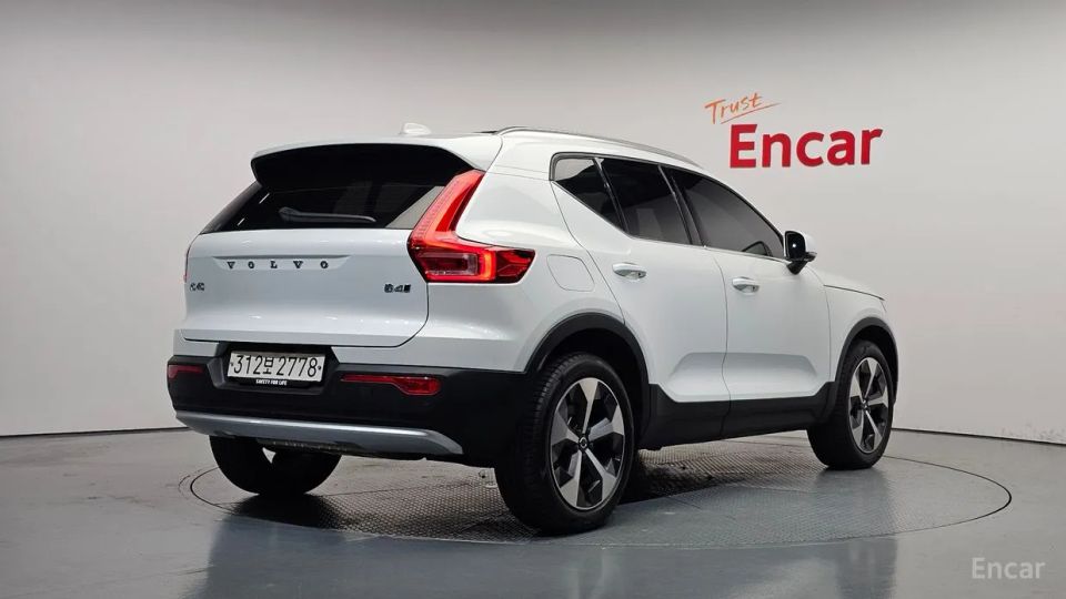 Volvo XC40