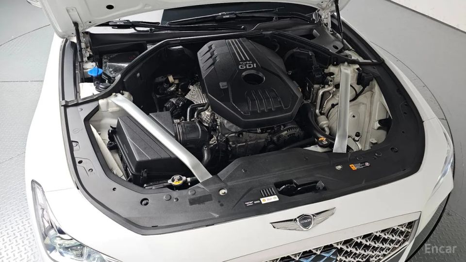 Genesis G70