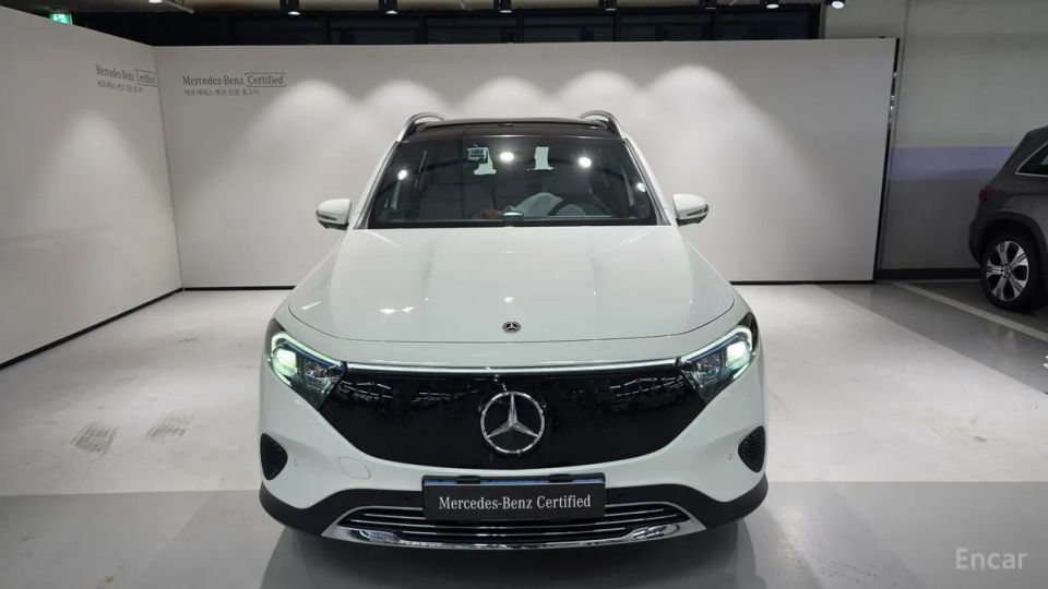 Mercedes-Benz EQB