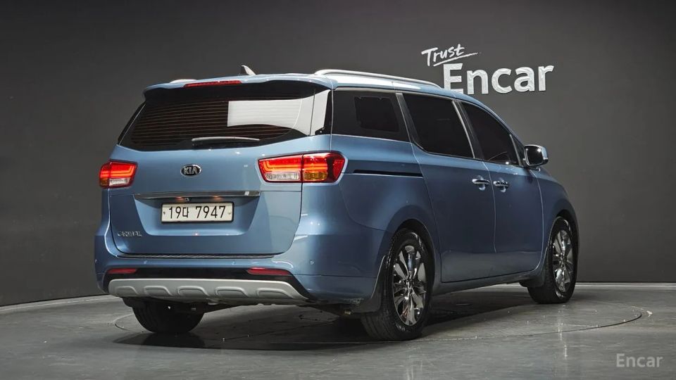 Kia Canival