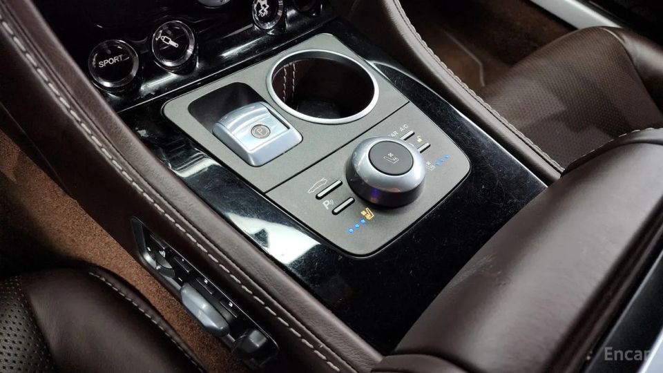 Astonmartin Rapide