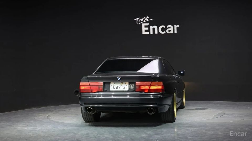 BMW 8-series