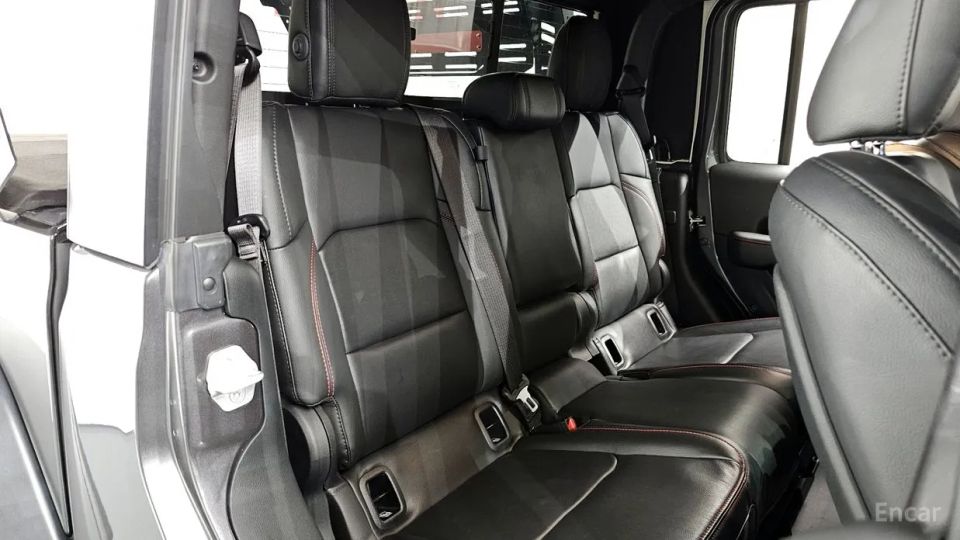 Jeep gladiator