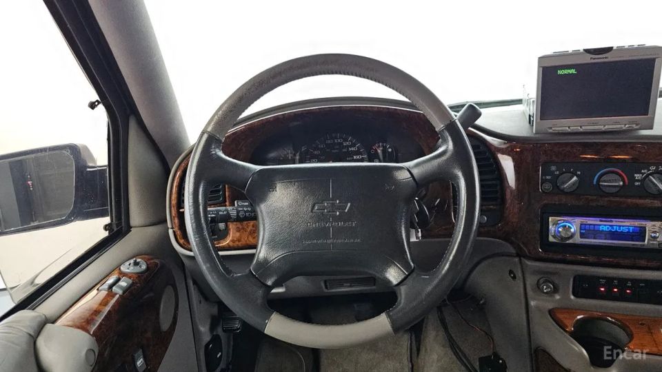 Chevrolet Astro Van