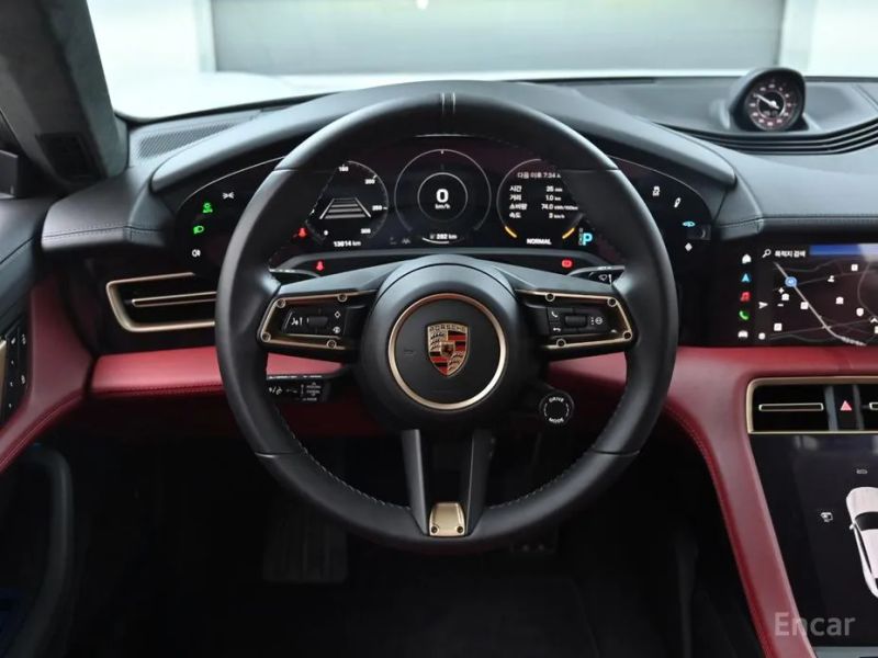 Porsche Taycan