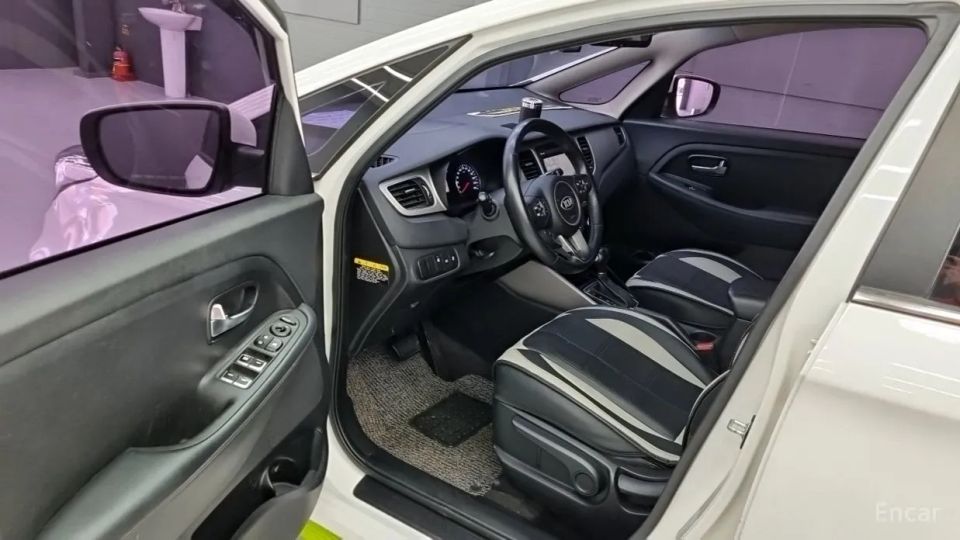Kia Carens