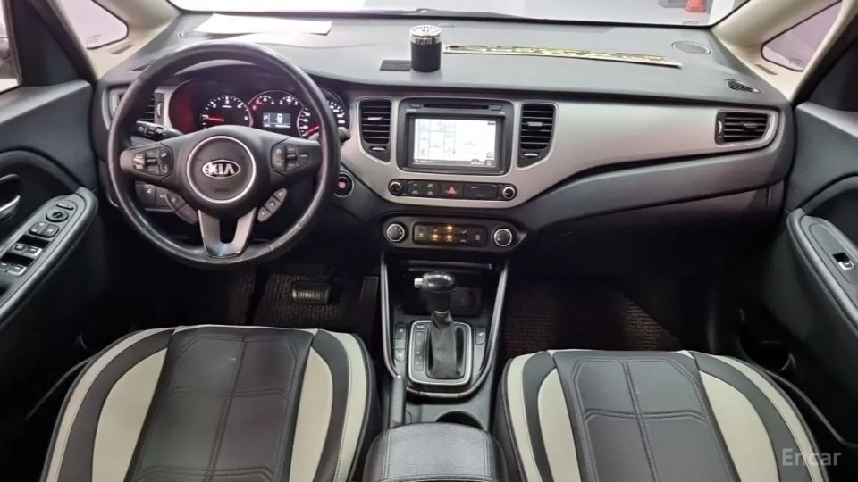 Kia Carens