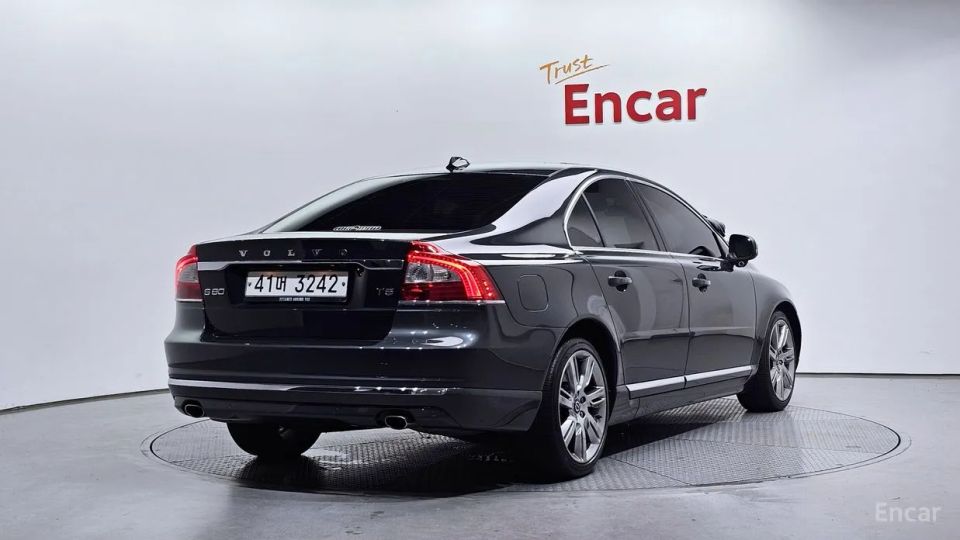Volvo S80