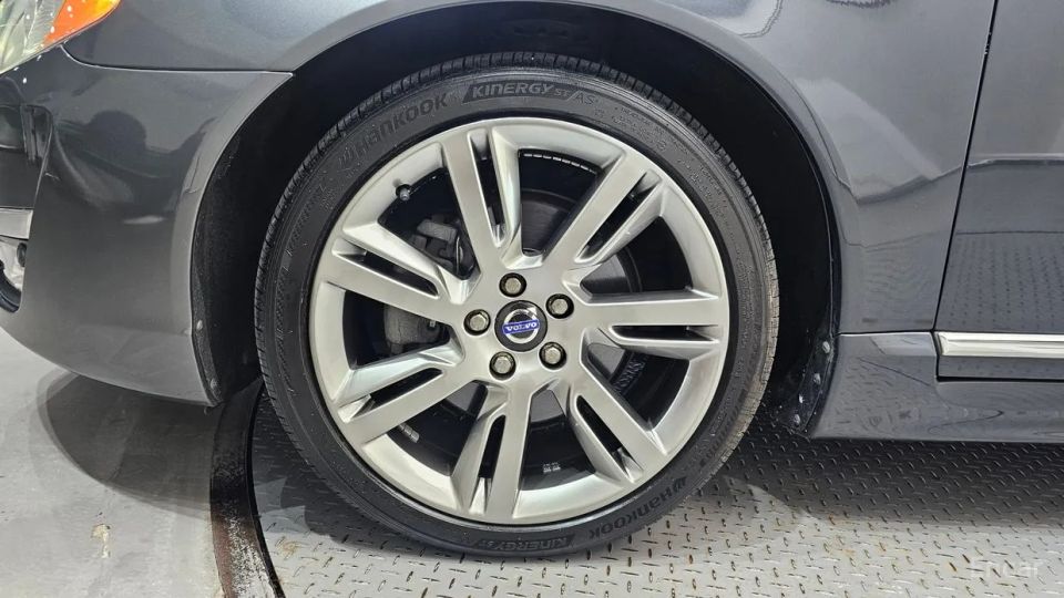 Volvo S80