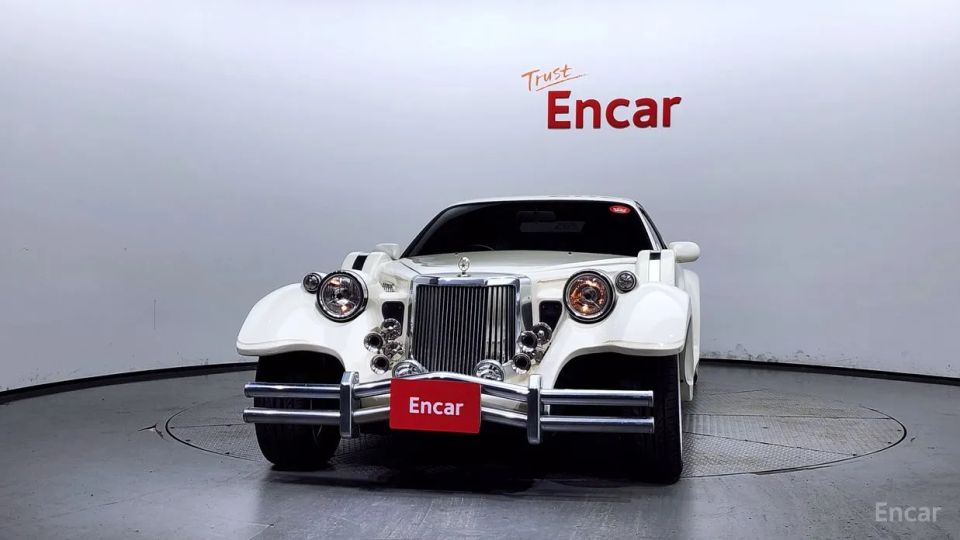 Mitsuoka Le-seyde