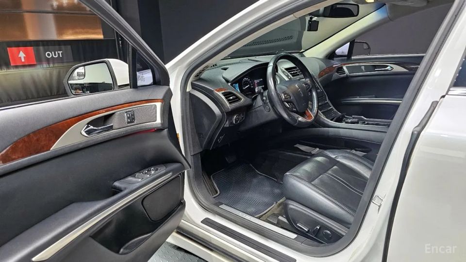 Lincoln MKZ