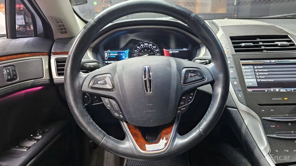 Lincoln MKZ