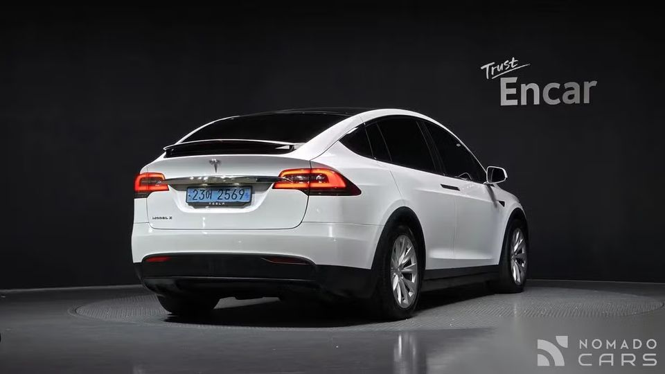 Tesla model-x