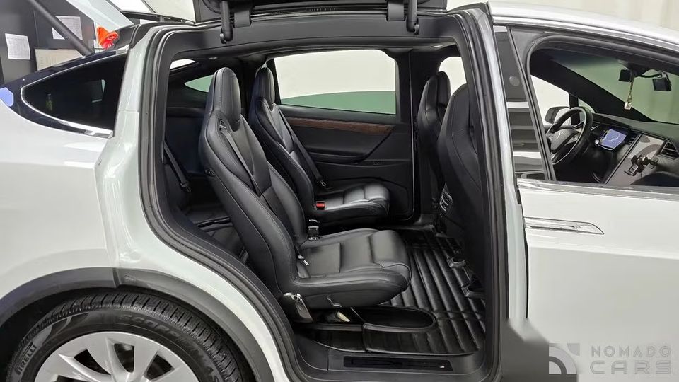 Tesla model-x