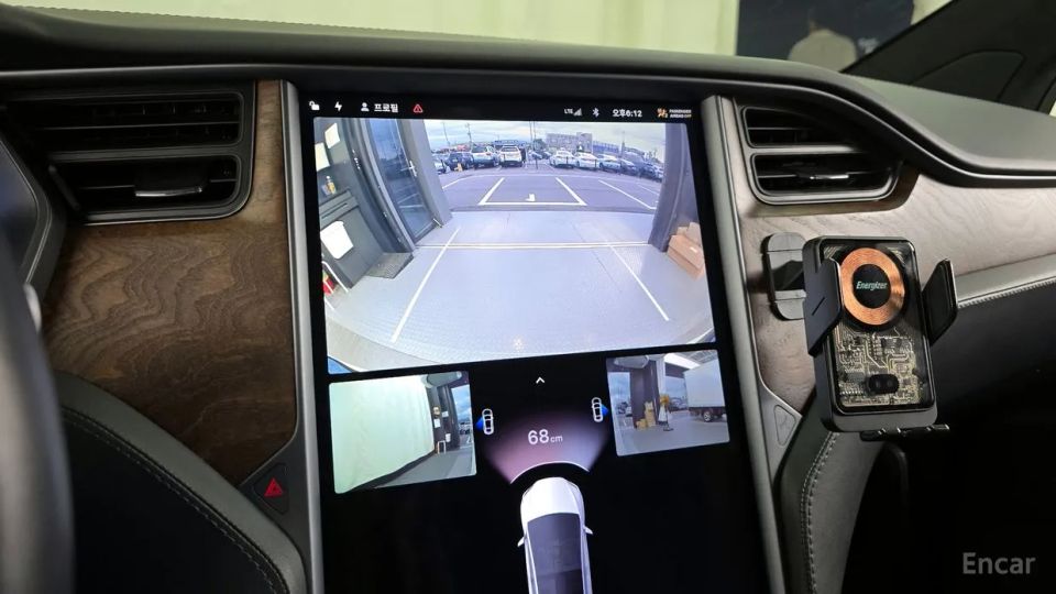 Tesla model-x