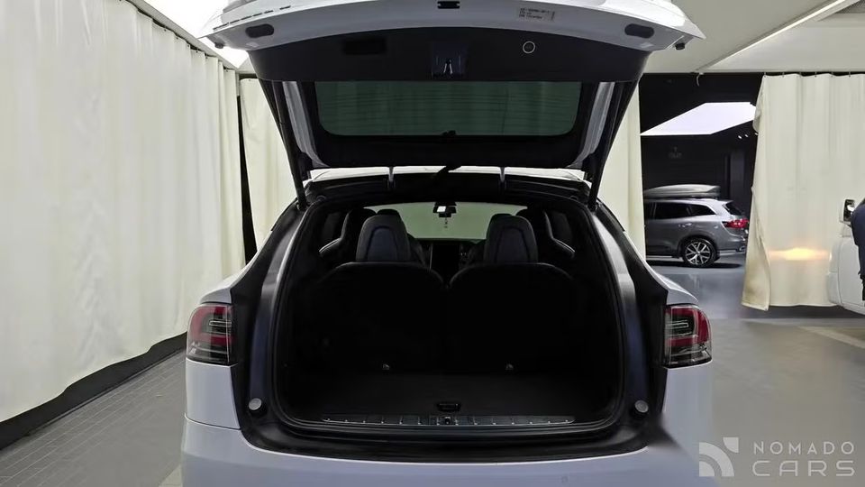 Tesla model-x