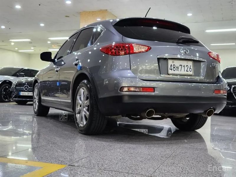 Infiniti EX