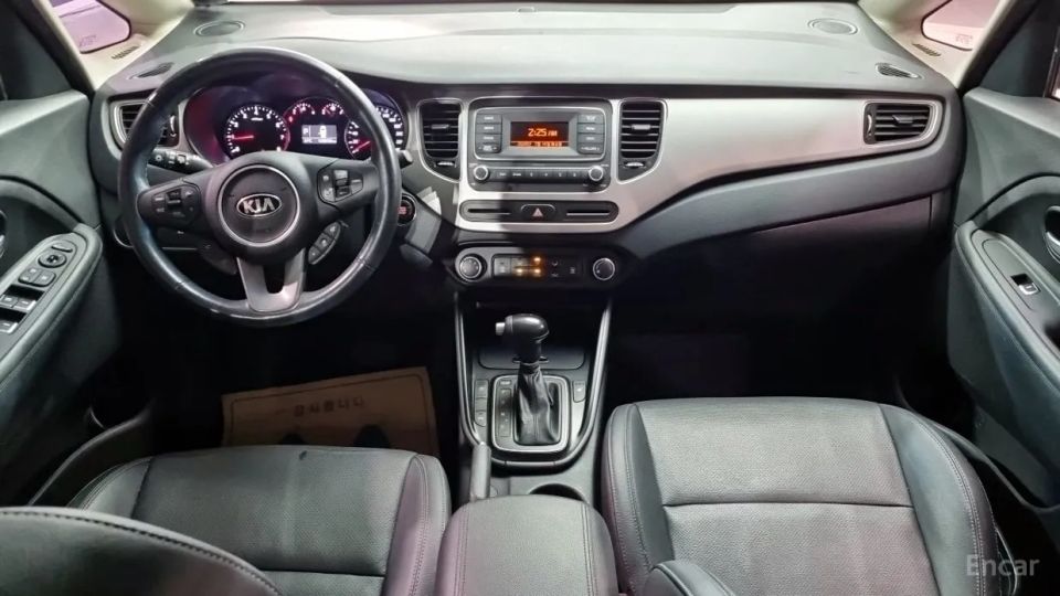 Kia Carens