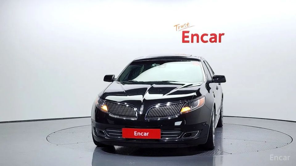 Lincoln MKS
