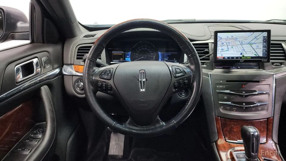 Lincoln MKS
