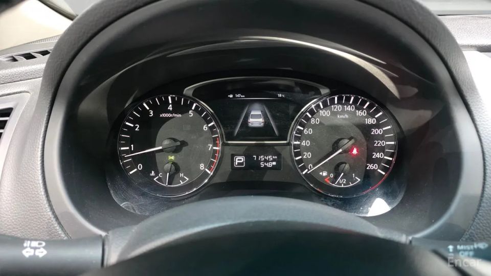 Nissan altima