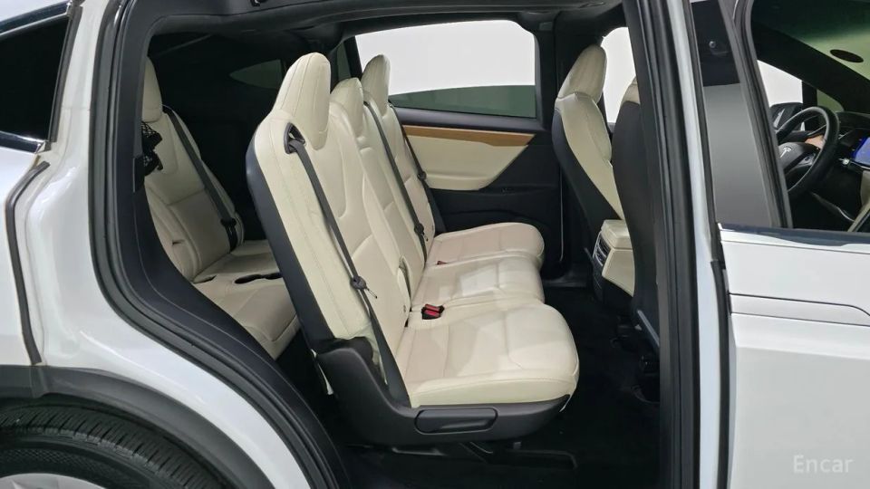 Tesla model-x