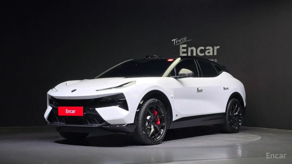 Lotus Eletre