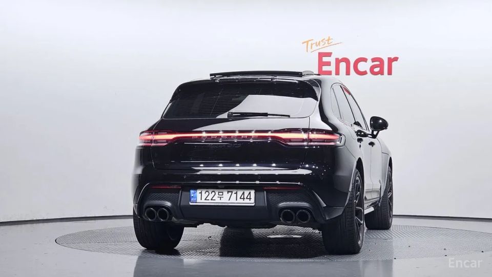 Porsche Macan