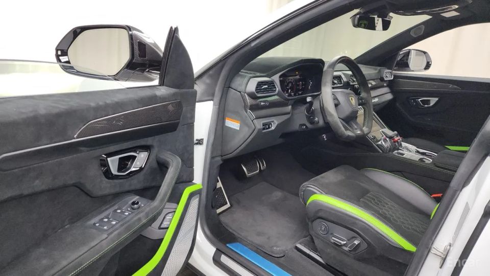 Lamborghini urus