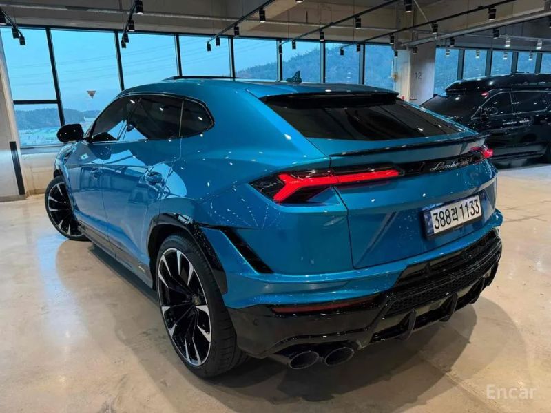 Lamborghini urus