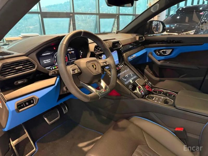 Lamborghini urus