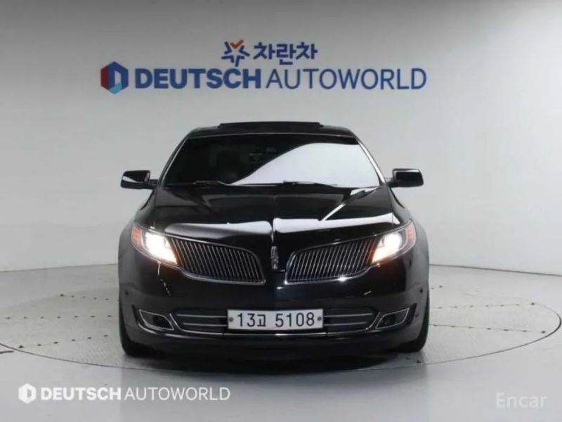 Lincoln MKS