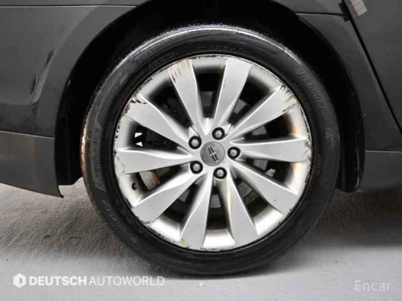 Lincoln MKS