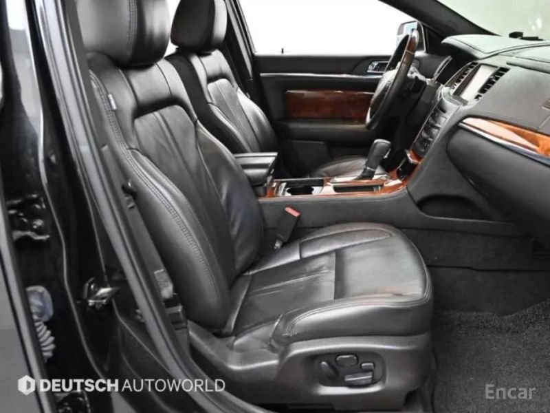 Lincoln MKS