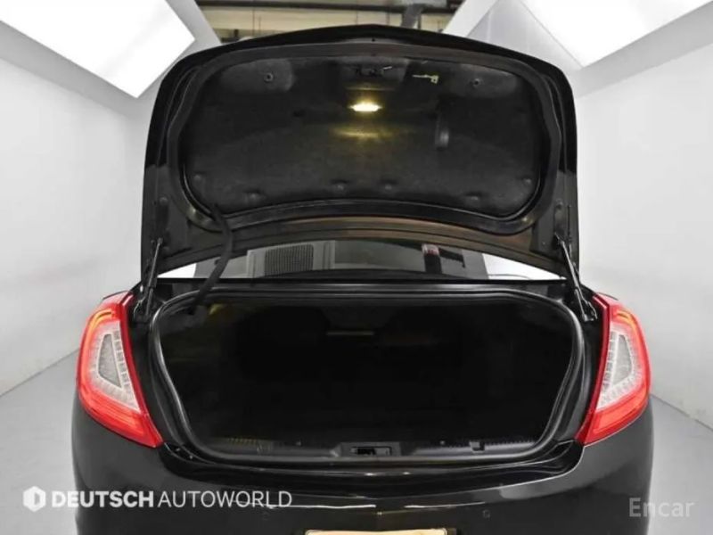 Lincoln MKS