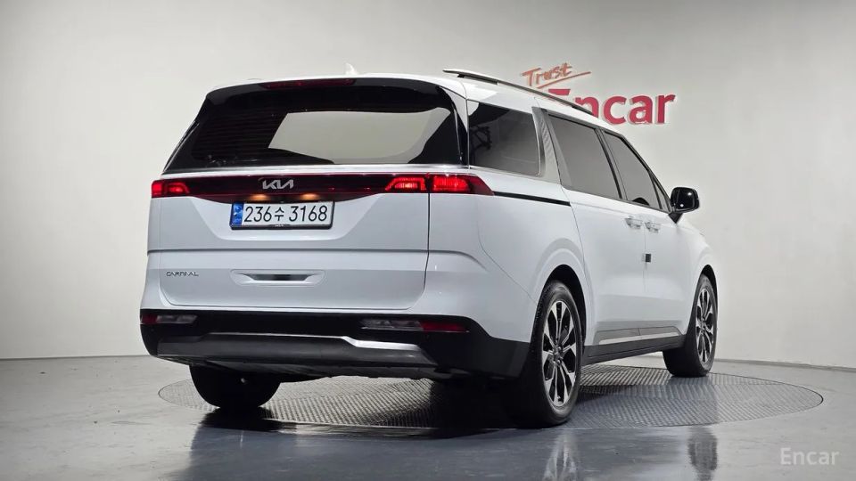 Kia Canival